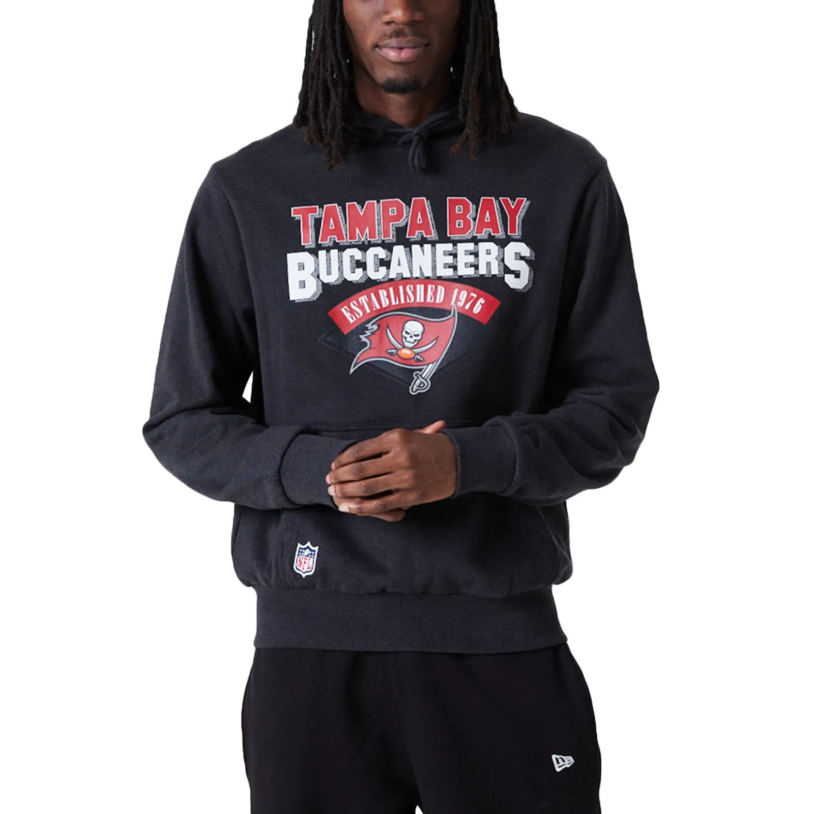 New Era Mens Tampa Bay Buccaneers NFL Team Logo Hoodie - Dark Grey