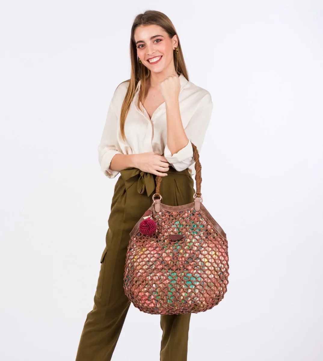 Printed raffia shoulder bag