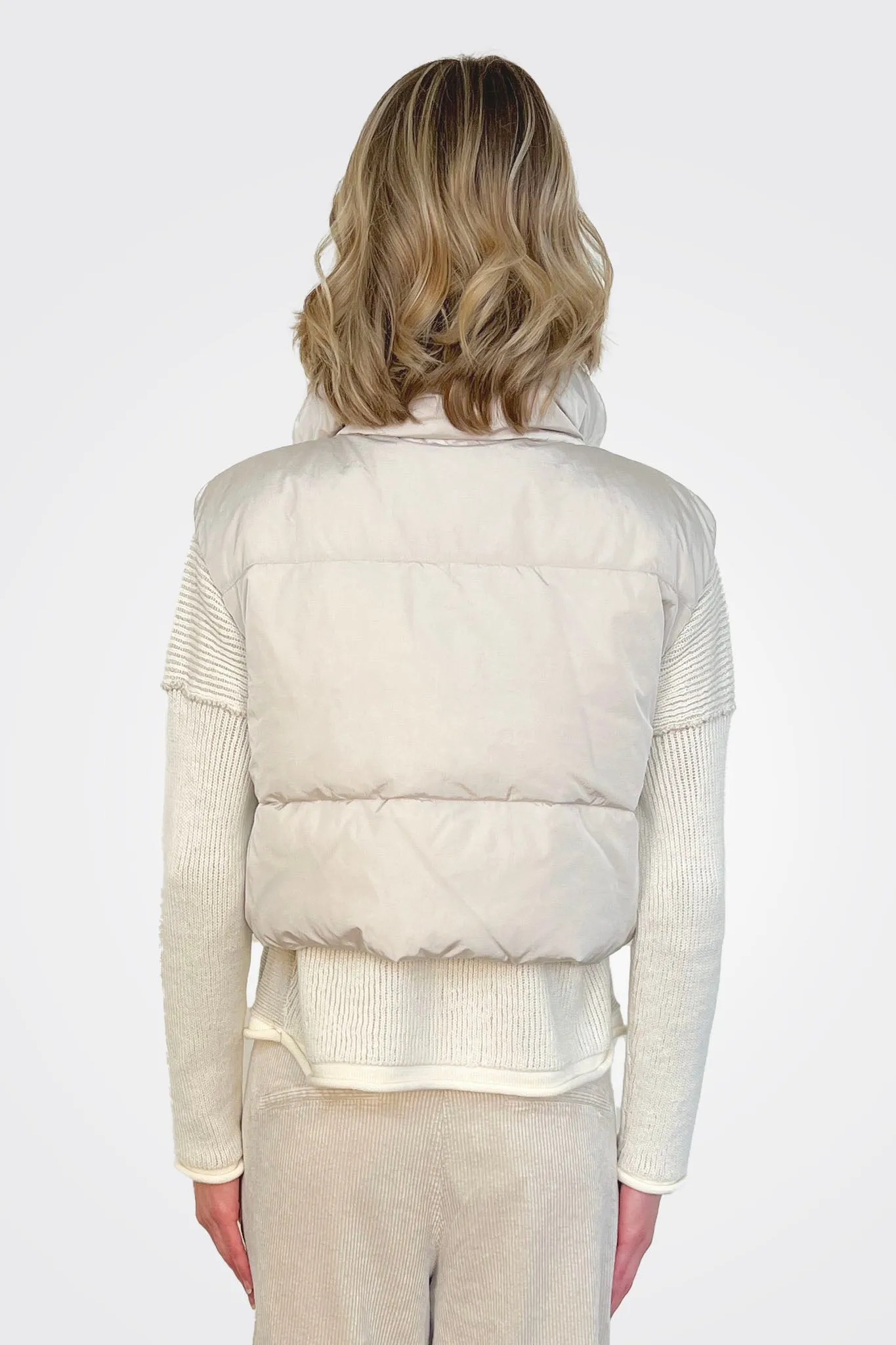 Silk Down Vest - Sand