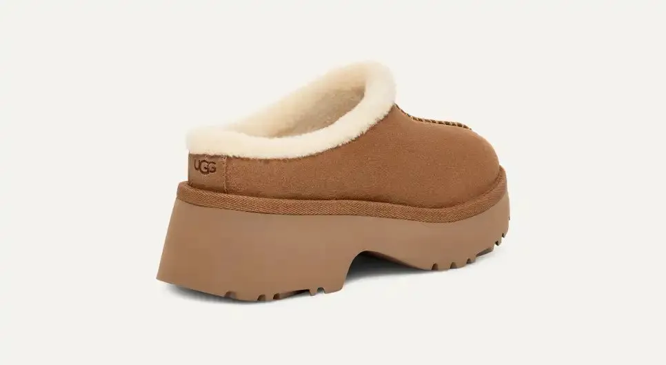 UGG New Heights Cozy Clog Chestnut Women's